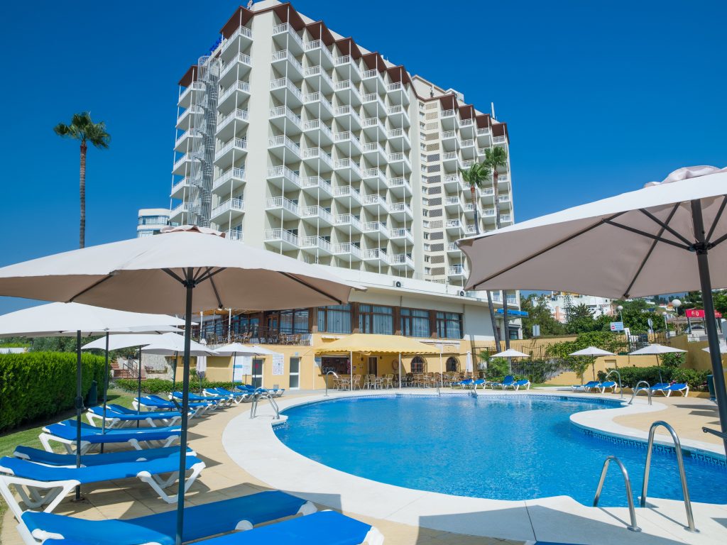 Julio cierra con un 84,62% de ocupación hotelera, dos puntos menos que en 2022, según AEHCOS