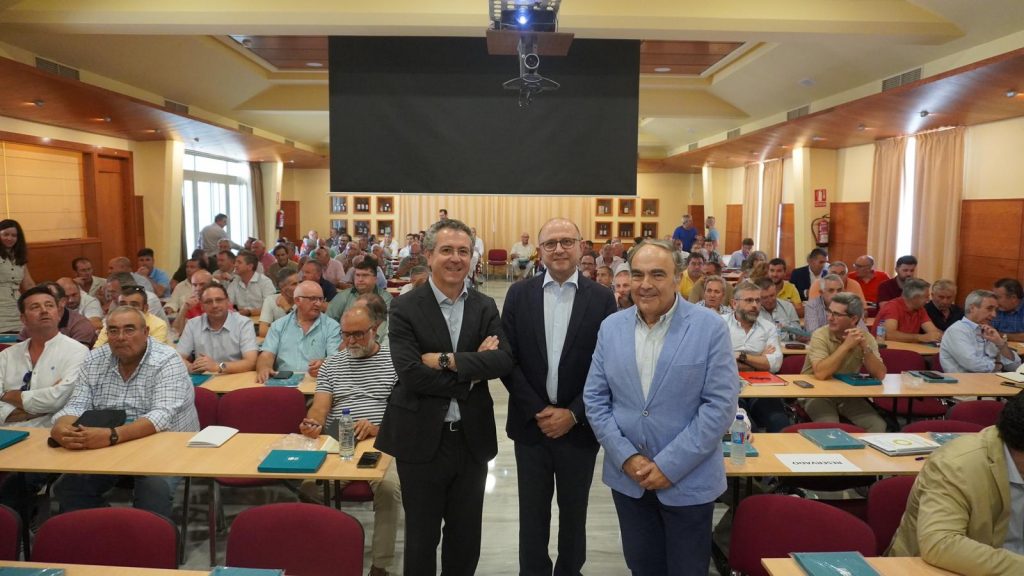 La Junta apuesta por el regadío más eficiente a través del binomio agua-energía