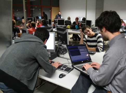 Casi dos de cada tres universitarios están trabajando a los dos años de acabar sus estudios