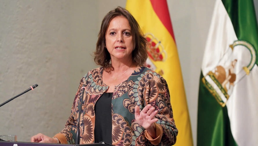 Catalina García: “Nos gustaría empezar el nuevo curso escolar con las enfermeras referentes en los centros educativos funcionando al 100%”