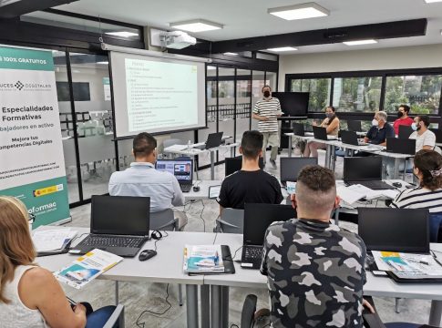 <strong>Junta destina más de 42 millones a programas de FP para el Empleo en nuevas tecnologías  </strong>
