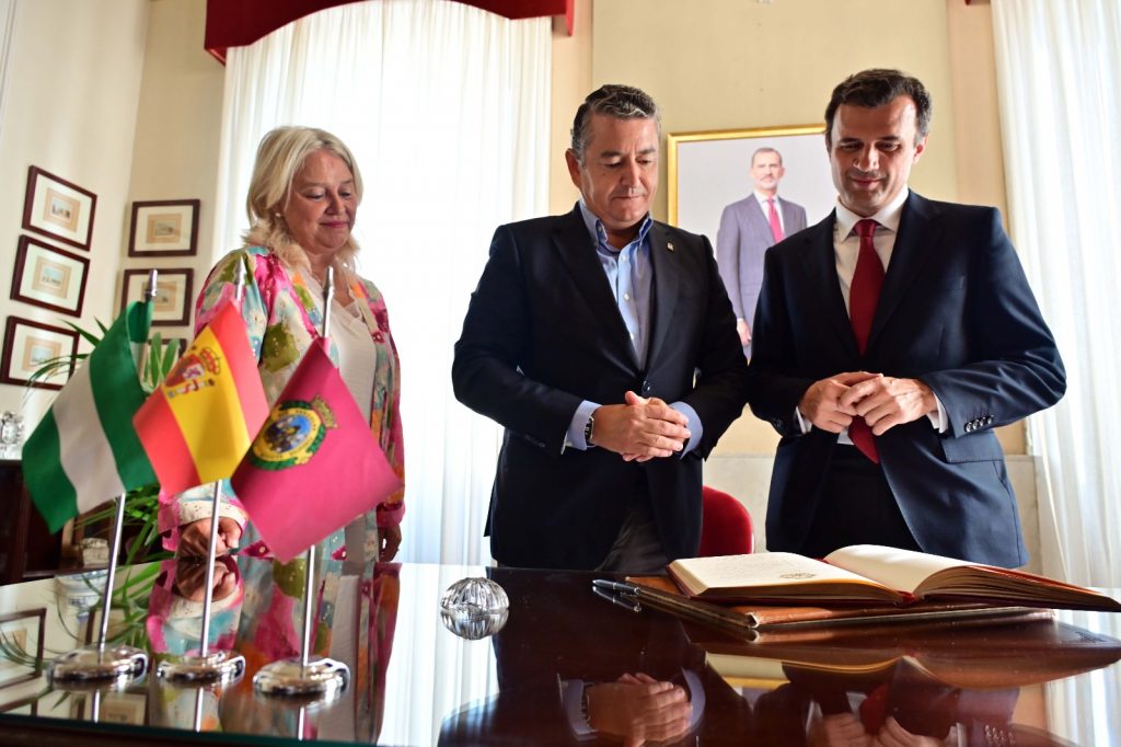 Cádiz contará con dos importantes proyectos de digitalización: un Punto Vuela y una Plataforma de Tramitación Electrónica