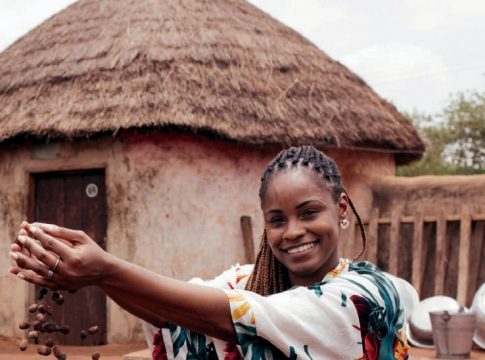 Katia Simone: “Además de seguir con esta obra social que nos parece tan importante, queremos seguir generando puestos de trabajo”