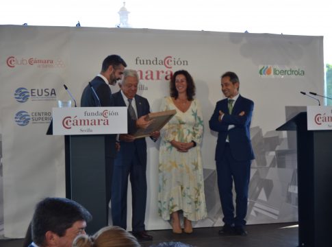 Fernández-Pacheco apuesta por una Andalucía referente en empleo verde y azul