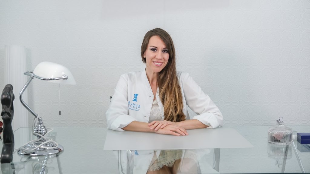 Ana Martínez Padilla: “Al tener que retirarse las mascarillas han resurgido sus inseguridades”