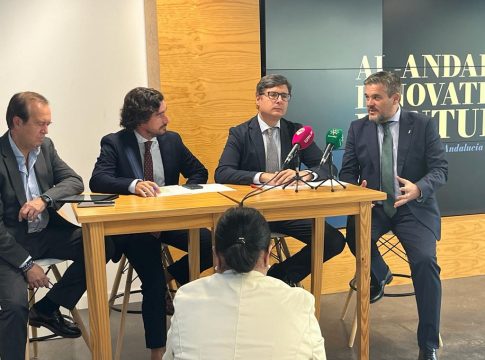 La segunda edición de Al Andalus Innovation Venture arrancará a toda velocidad con emprendedores e inversores haciendo una ronda de inversión en un AVE Madrid-Sevilla