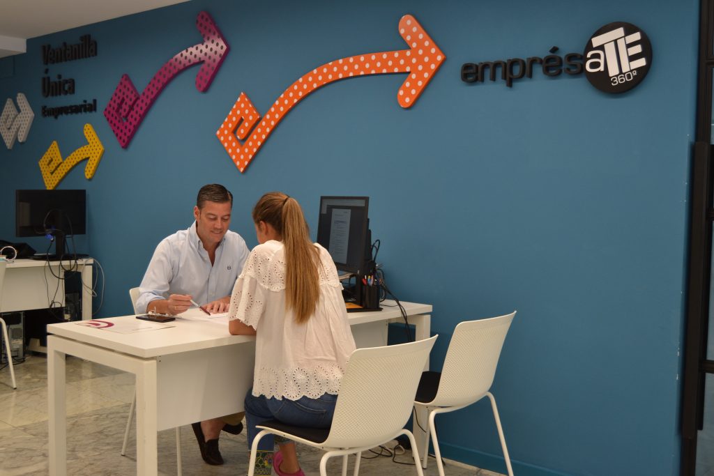 La Cámara gestiona 710.000€ en microcréditos sin avales para nuevas empresas