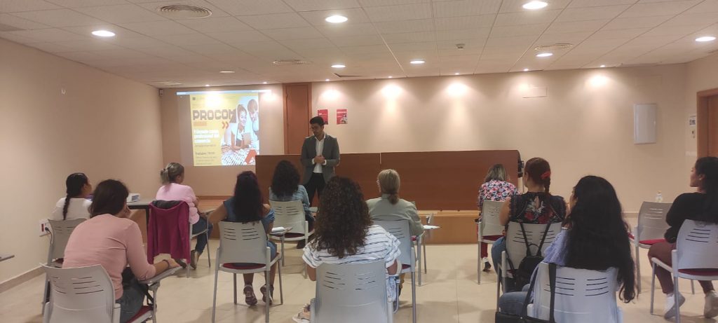 Cámaras Andalucía facilitará la formación e inserción laboral de medio centenar de personas en el sector del comercio