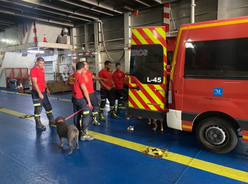 El primer contingente de bomberos de la Diputación de Málaga ya está camino de Marruecos para ayudar en tareas de rescate tras el terremoto