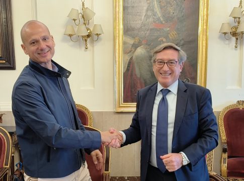 El Puerto de Sevilla reutilizará el sedimento del Guadalquivir para innovaciones bioclimáticas