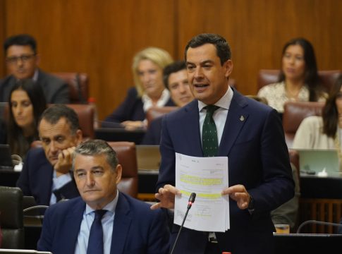 Moreno anuncia que los Presupuestos para 2024 ascienden a 46.753 millones, los más altos de la historia de Andalucía