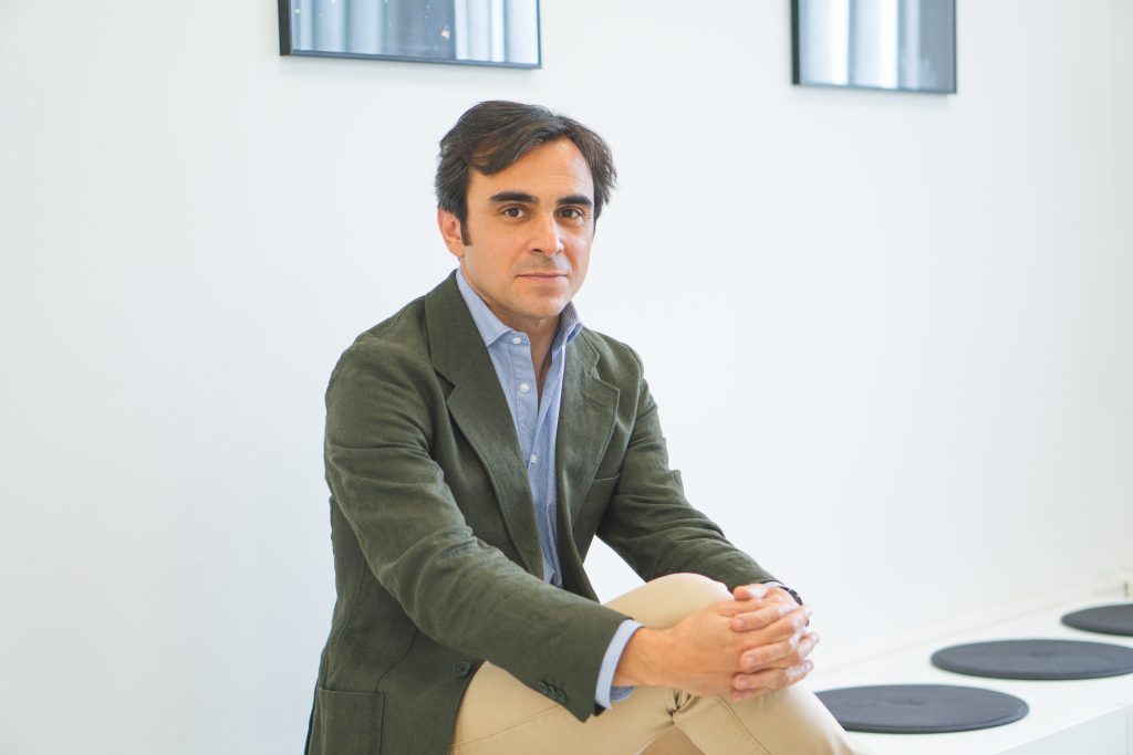Daniel Morales: “Desarrollamos tecnología innovadora que ayuda a la integración de renovables en la red eléctrica”