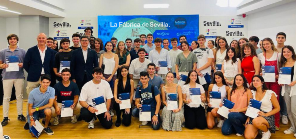 Más de 350 estudiantes sevillanos complementan su formación sobre startups con el Programa Talento Pro