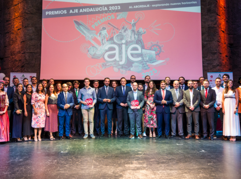Nazaríes Intelligenia y Happymami, empresas ganadoras de los premios AJE Andalucía