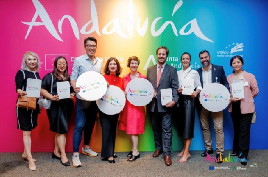 Costa del Sol participa en una de las ferias turísticas más relevantes de China y en unas jornadas profesionales de la India para reforzar su posicionamiento como destino de lujo