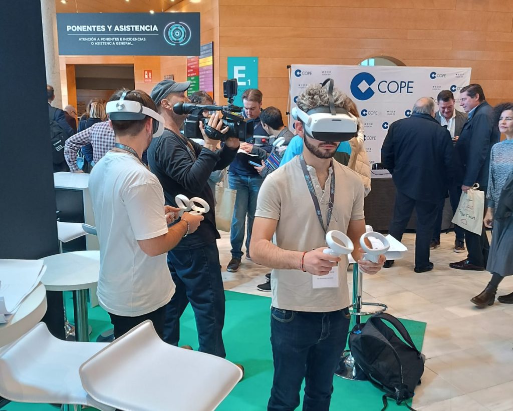 Empleo presenta en el Congreso de Inteligencia Artificial las gafas de realidad virtual