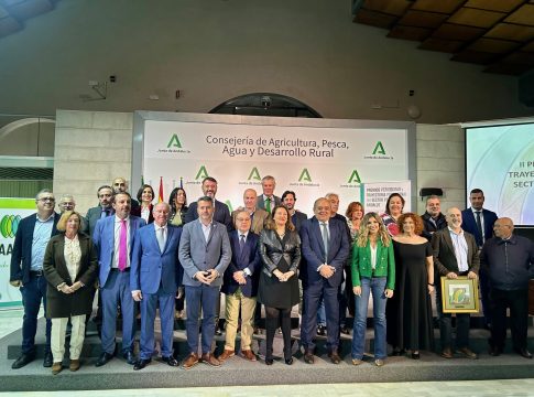 Junta y sector sellarán una alianza para defender la pesca del Mediterráneo y del Golfo de Cádiz