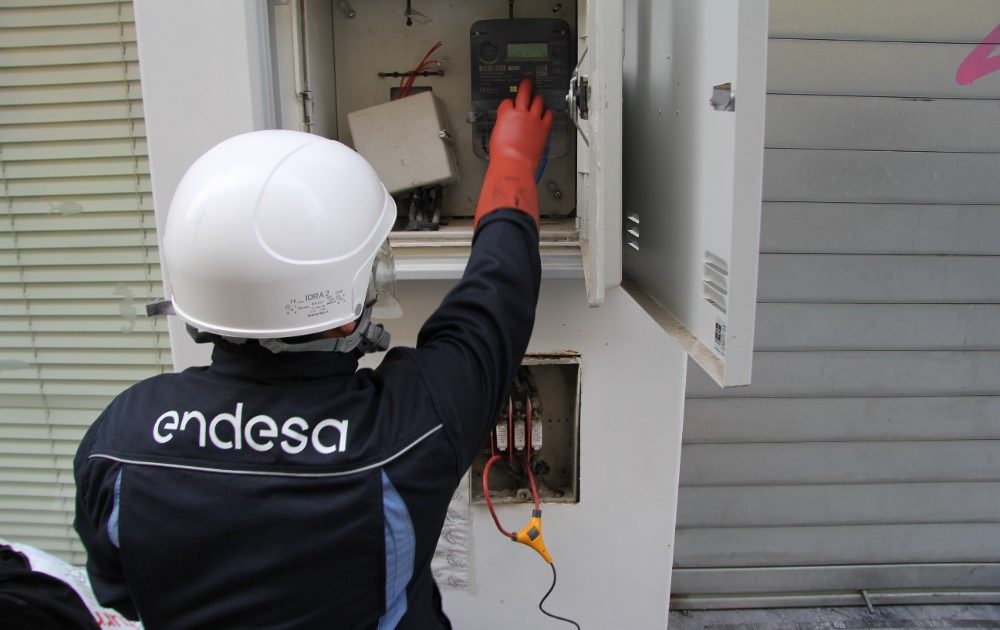 Endesa ha invertido en las zonas más afectadas por el fraude de Sevilla 11,5 millones de euros