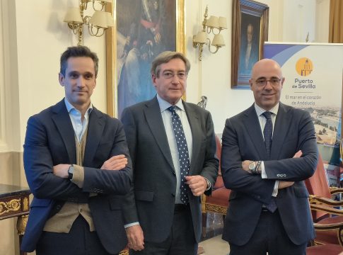 La Autoridad Portuaria de Sevilla inicia la tramitación de la concesión para un centro de fabricación de electrolizadores de hidrógeno