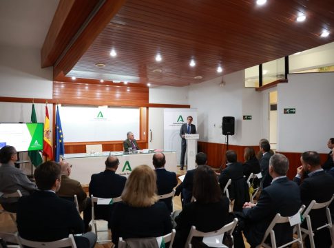 La Junta lanza un plan de medidas para reforzar el ecosistema industrial de la automoción