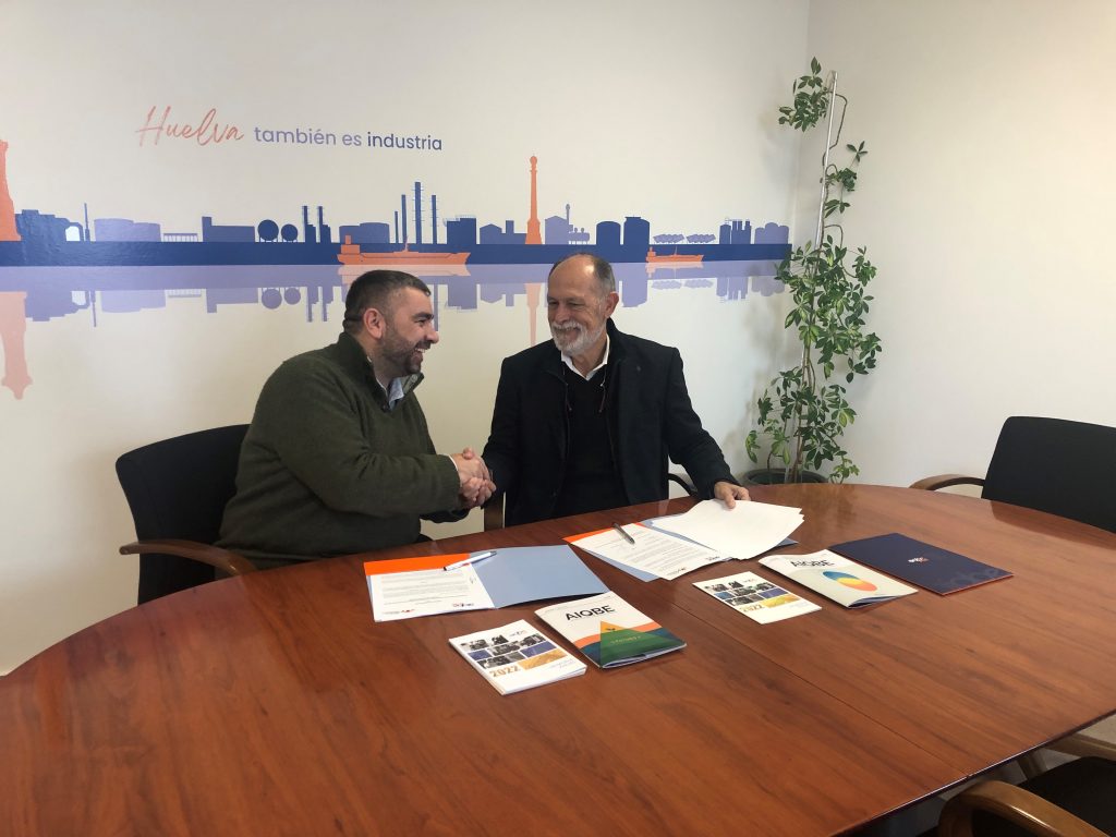 AIQBE ayuda a la Fundación Marcelino Champagnat a impulsar el Programa ‘Huelva ES+ 2.0’