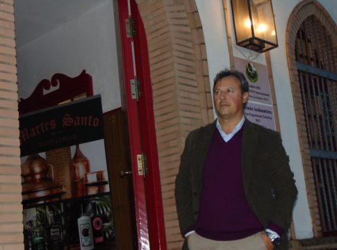 Javier Saavedra (Destilería Martes Santo): "Nuestro Licor Sabor a Mantecado es la Estrella de la Navidad"