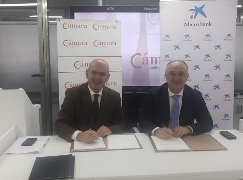 Cámaras de Comercio y MicroBank firman un acuerdo para impulsar su colaboración en beneficio del desarrollo empresarial