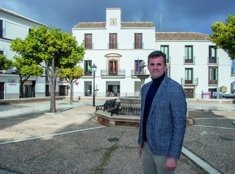 Antonio Jesús Muñoz: “Pueden conocer una industria autóctona que fabrica el dulce más típico de la Navidad española”
