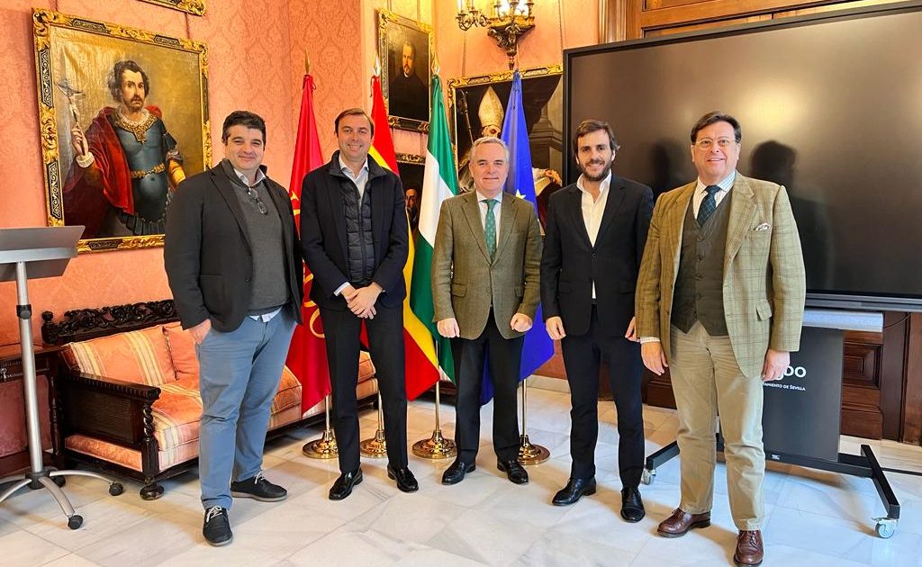 AVVAPro y el Ayuntamiento de Sevilla trabajarán conjuntamente para mejorar la calidad del destino turístico y para favorecer la convivencia ciudadana