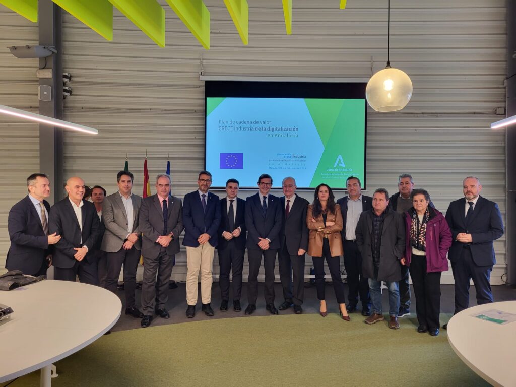 La Junta lanza un plan para consolidar el papel de Andalucía como referente de la industria digital