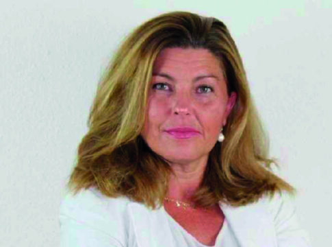 Amalia Salvador: "Las empresarias no debemos imitar actitudes de los hombres, es más valioso feminizar las empresas"