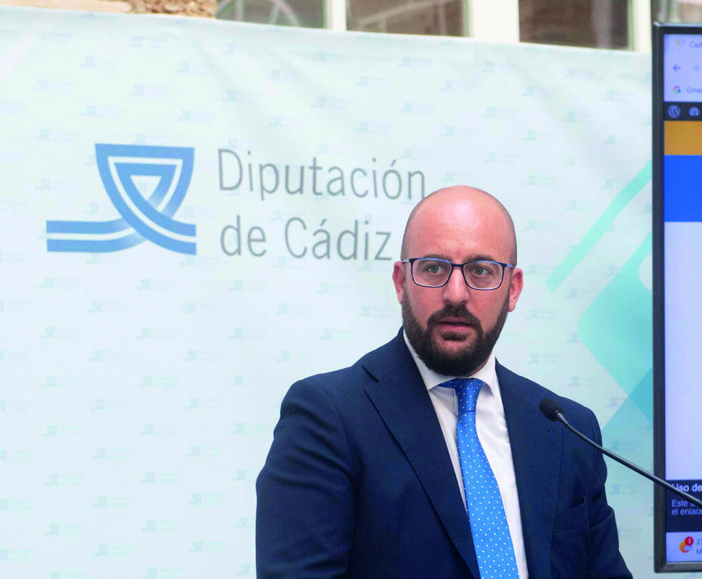 Germán Beardo (Dip. Cádiz): "A día de hoy la provincia de Cádiz es el destino más deseado para el turista nacional"