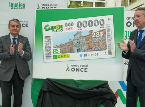 La Junta de Andalucía y la ONCE presentan el cupón conmemorativo del 28F