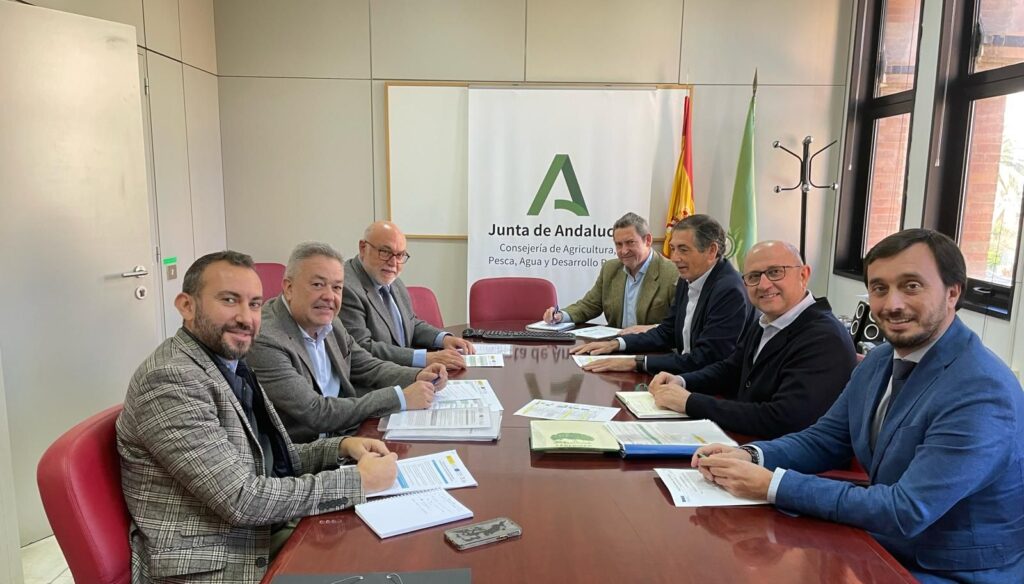 Consejería de Agricultura y Seiasa analizan los proyectos de modernización de regadío en marcha