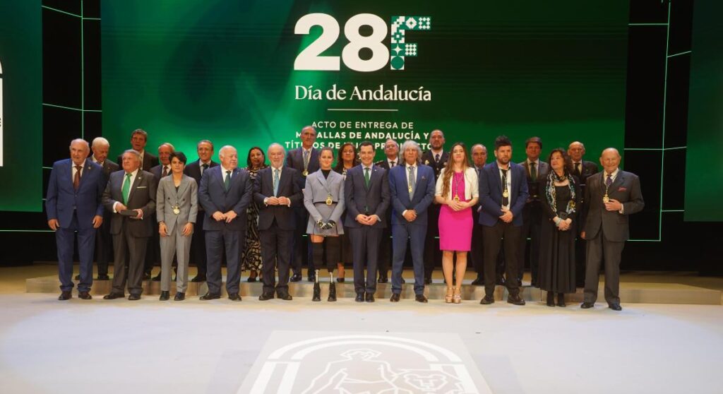 Moreno convoca a los andaluces “a defender la igualdad entre españoles, sin privilegios para nadie”
