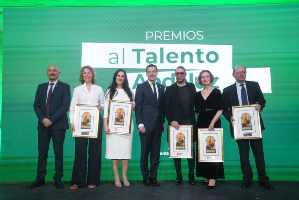 Moreno afirma que hay una nueva Andalucía que tiene el diálogo y el entendimiento como forma de hacer política