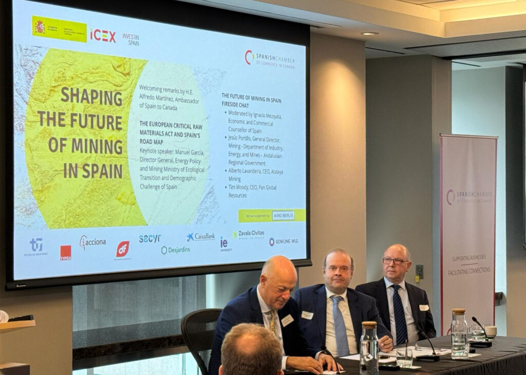 Andalucía muestra su potencial minero y el apoyo a la industria en la mayor convención internacional del sector