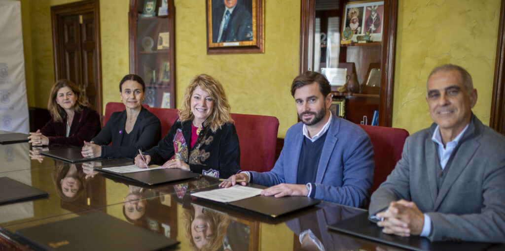 El Ayuntamiento de Huelva ratifica su apoyo a la Cámara de Comercio para la puesta en marcha de ‘La NAO’ que se inaugura el próximo 9 de abril
