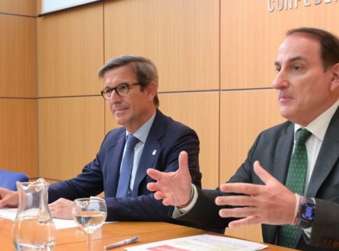 Andalucía registra 11.000 millones de inversión industrial y 68.000 empleos en los últimos 3 años