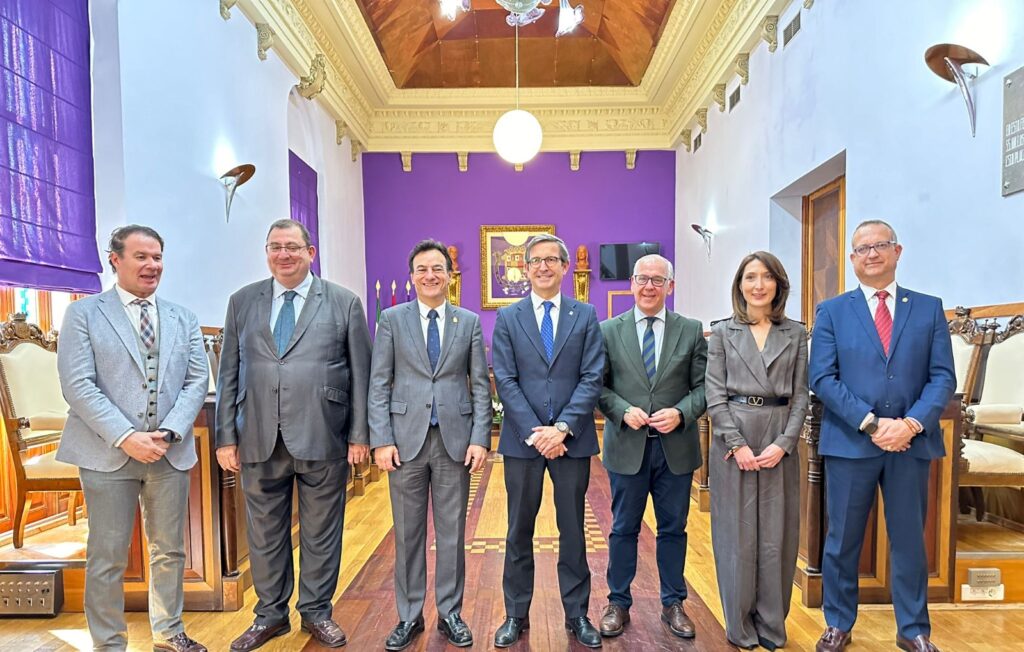 La Junta pide 113 millones en inversiones para reforzar la red de transporte eléctrico en Jaén