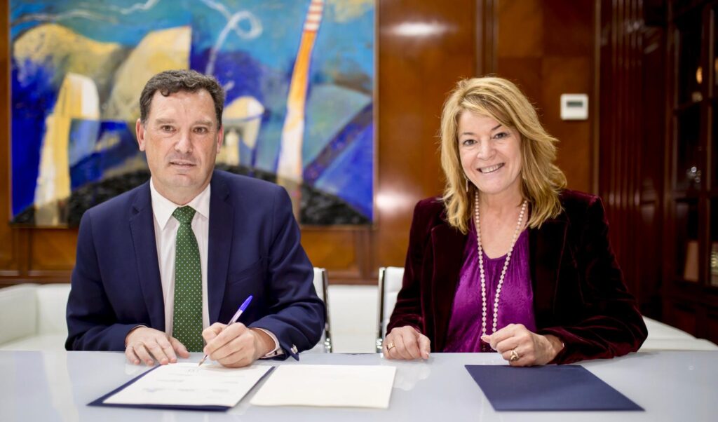 El Puerto de Huelva secunda el manifiesto por la línea de Alta Velocidad Faro-Huelva-Sevilla