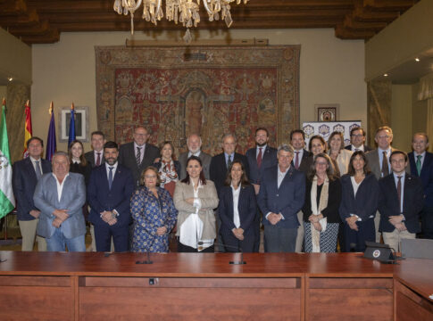 El presidente de la Diputación de Córdoba resalta el papel de la Universidad como motor de la provincia