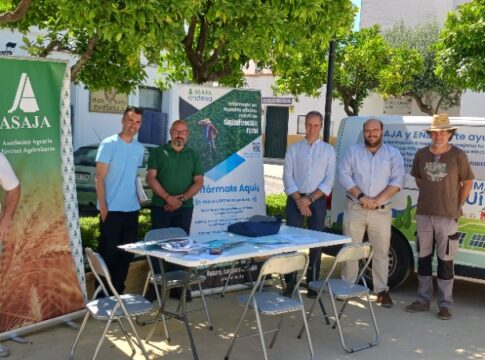 Cómo digitalizar el mundo rural en Andalucía a través de la Oficina Móvil de ASAJA y Endesa