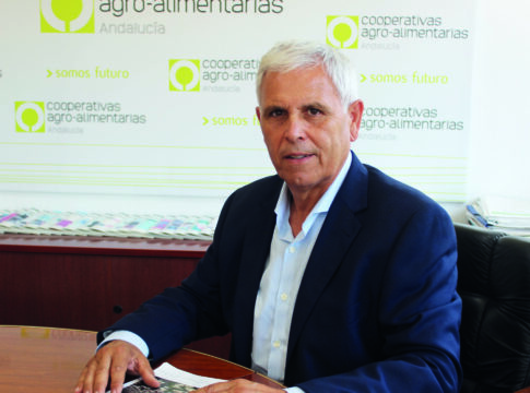 Fulgencio Torres (Coop. Agro. Andalucía): "Necesitamos más infraestructuras hidráulicas que retengan el agua para momentos en los que no tenemos"