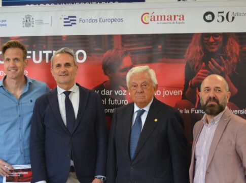La Cámara de Sevilla y la Fundación  Universidad-Empresa reúnen a jóvenes  para reflexionar sobre Inteligencia Artificial