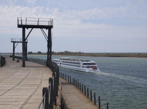 El Puerto de Huelva recibe mañana la escala del buque La Belle de Cadix, que recala en el puerto por quinto año consecutivo