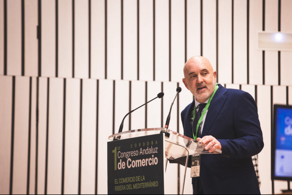 El comercio de cercanía andaluz rechaza el calendario de apertura de festivos en 2025 aprobado por el Consejo Andaluz de Comercio