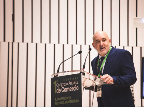 El comercio de cercanía andaluz rechaza el calendario de apertura de festivos en 2025 aprobado por el Consejo Andaluz de Comercio