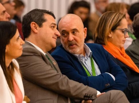 La Confederación Comercio Andalucía pide a la Junta y a la FAMP que se incluya a los comerciantes en la mesa en la que se debatirá la tasa turística