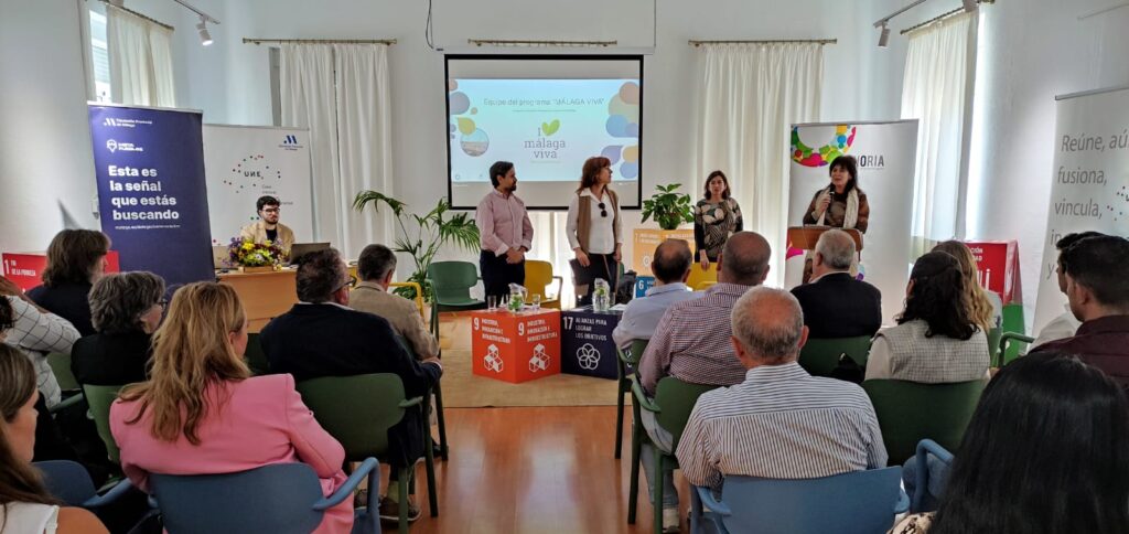 La Diputación de Málaga analiza las oportunidades de las energías renovables para garantizar el futuro sostenible de los pueblos y combatir la despoblación
